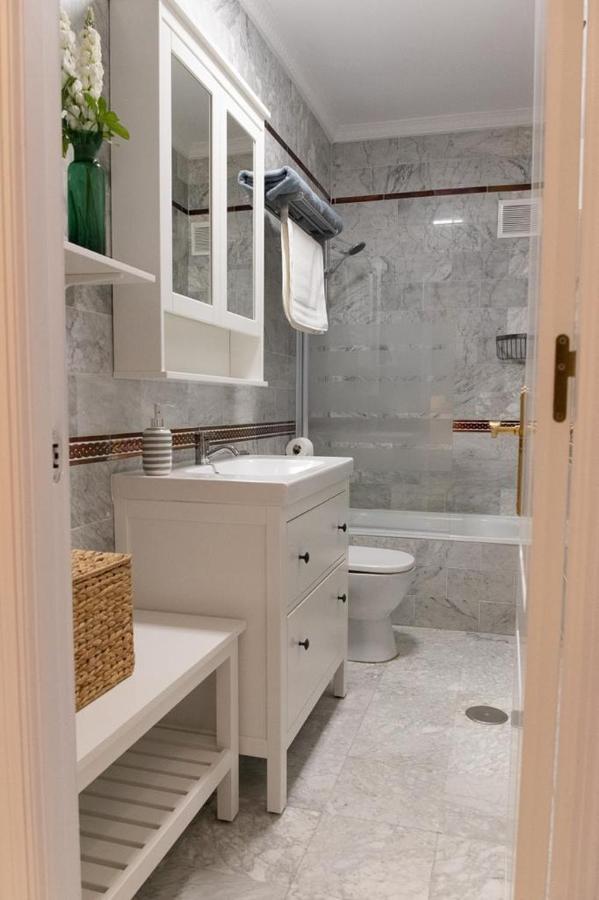Precioso Apartamento En El Casco Historico Seville Luaran gambar